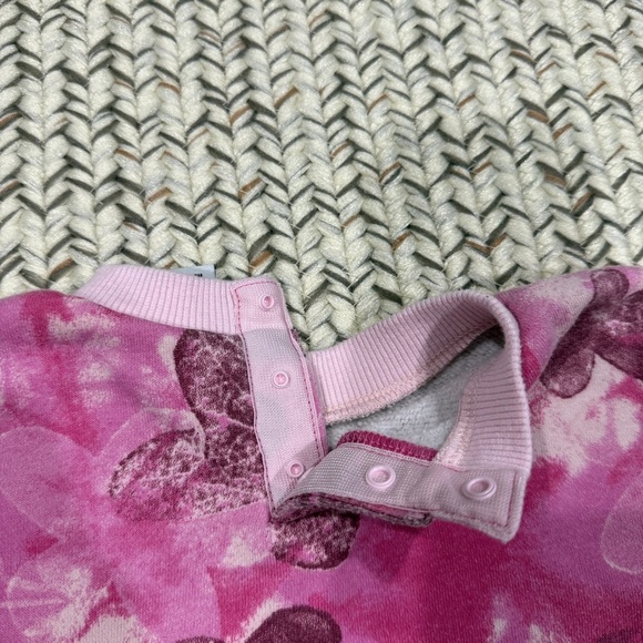 Nike Floral Pink Crewneck Sweatshirt - Picture 4 of 9